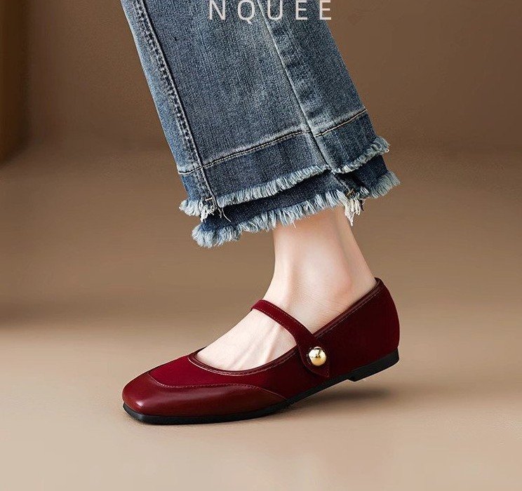 Screenshot 2025-09-25 002409 French Mary Jane flat shoes for women - Image 1