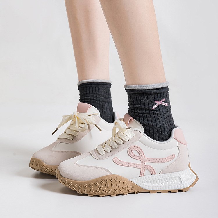 O1CN01t3B6CU1hVD2WEUE2W_!!2418324282-0-cib Inner height-enhancing shoes for women, Korean thick-soled, small-sized retro versatile casual sports shoes - Image 1