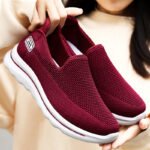 slip-on flat shoes for the elderly, non-slip soft soles, woven surface brand women's shoes