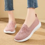 Old Beijing cloth shoes casual fashion embroidered mother shoes - Image 4