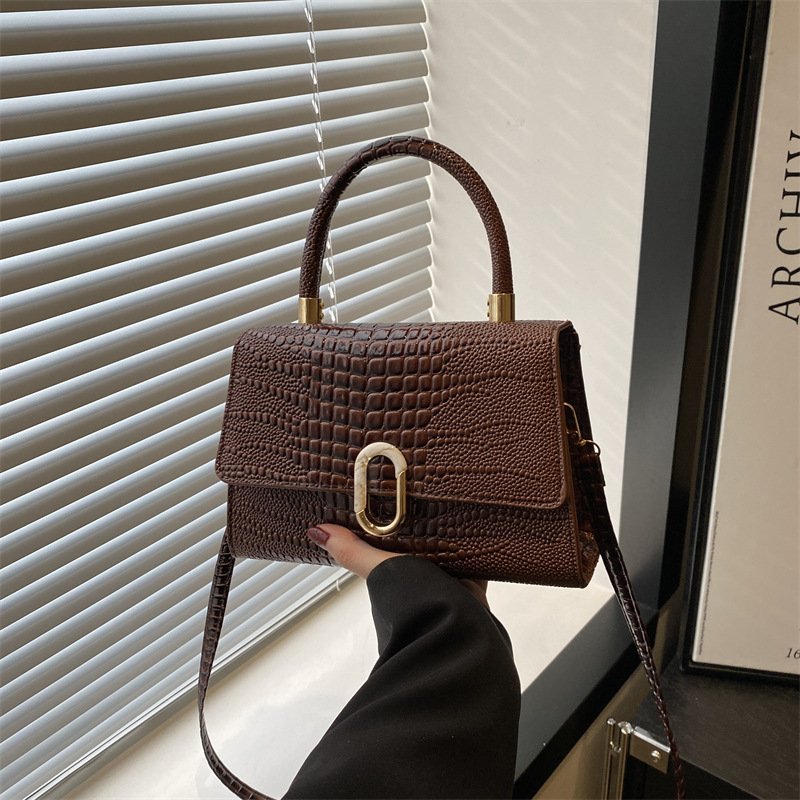 O1CN0113tFgM1eUnlYLpR6k_!!2215476473875-0-cib This year's Popular Bag Women's 2025 New Fashionable High-end Retro Small Square Bag Spring Maillard Shoulder Crossbody Bag - Image 1