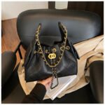 Popular Small Fragrant Style Quilted Chain Bag for Women 2025 New Large Capacity Bucket Bag Single Shoulder Armpit Bag Motorcycle Bag - Image 4