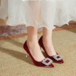 Elegant Rhinestone High Heels for Women, Black Low Heel, 2025 New Autumn Pointed Toe Shallow Mouth Off-White Thin Heel Pumps - Image 5