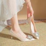 Elegant Rhinestone High Heels for Women, Black Low Heel, 2025 New Autumn Pointed Toe Shallow Mouth Off-White Thin Heel Pumps - Image 9